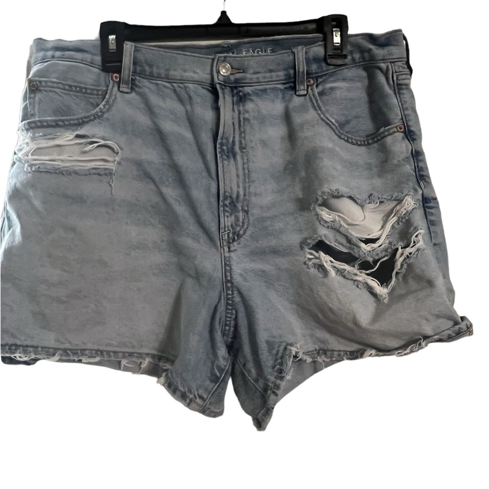 American Eagle high rise 90’s boyfriend shorts size 18